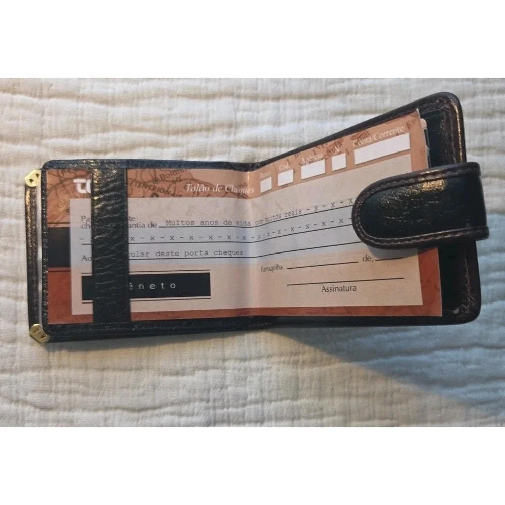 Tonin couro Brown Brass Studs Leather Men's tri fold fully Lined wallet.